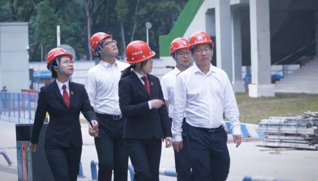 法官走訪轄區企業